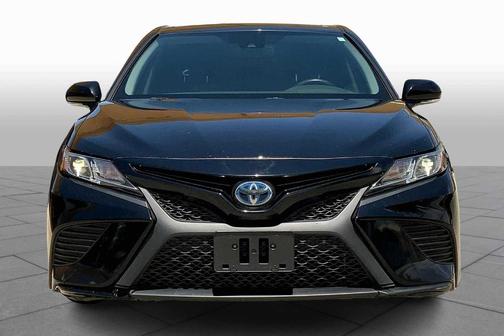 2020 Toyota Camry Hybrid SE