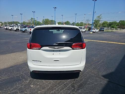 2019 Chrysler Pacifica Touring Plus