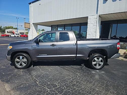2015 Toyota Tundra SR5