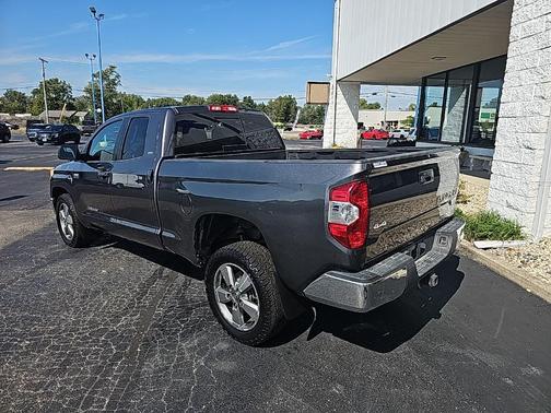 2015 Toyota Tundra SR5