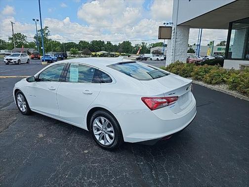 2022 Chevrolet Malibu FWD LT