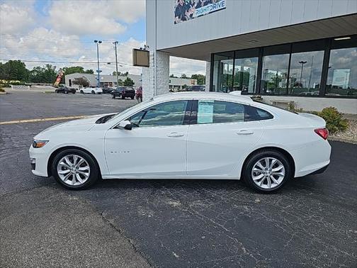 2022 Chevrolet Malibu FWD LT