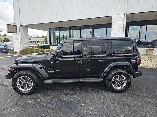 2021 Jeep Wrangler Unlimited Sahara