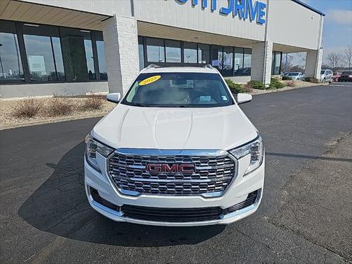 2022 GMC Terrain Denali