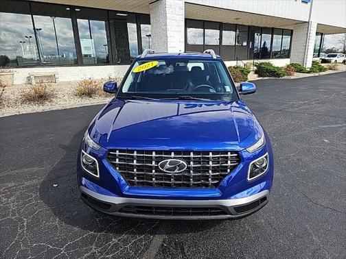 2021 Hyundai VENUE SE