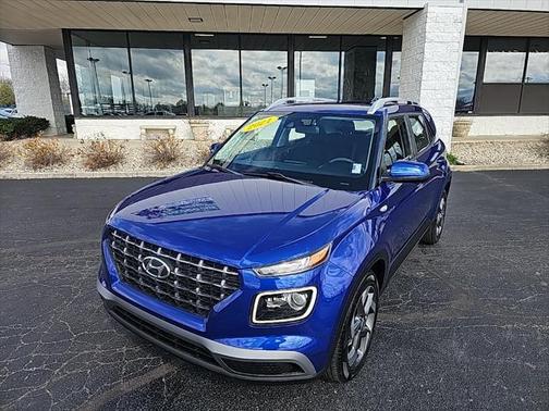 2021 Hyundai VENUE SE