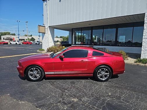 2013 Ford Mustang V6 Premium