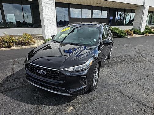 2023 Ford Escape ST-Line Select
