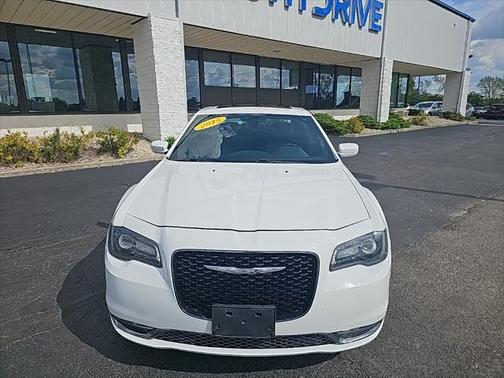 2015 Chrysler 300 S