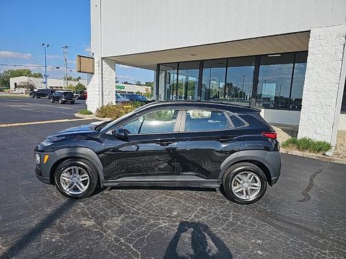 2021 Hyundai KONA SE