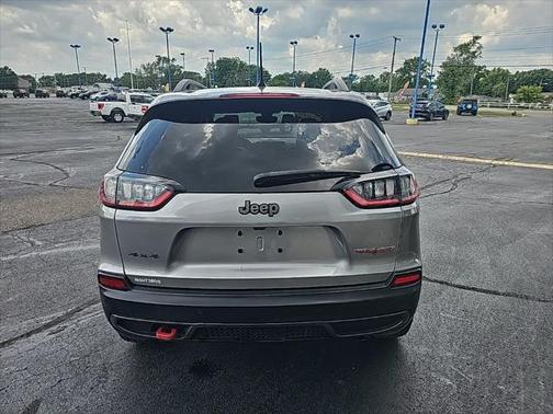 2020 Jeep Cherokee Trailhawk