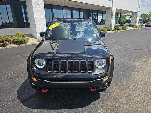 2023 Jeep Renegade Trailhawk