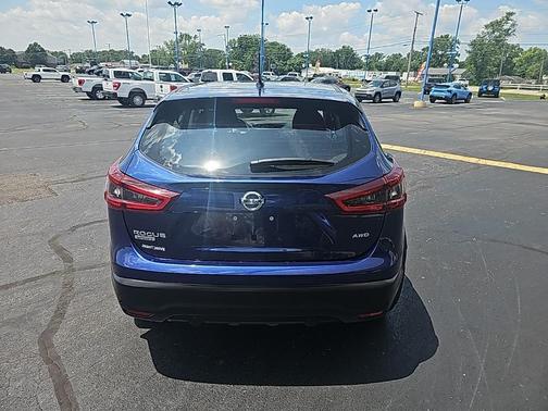 2022 Nissan Rogue Sport S