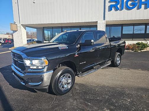 2021 RAM 2500 Big Horn Crew Cab 4x4 6'4' Box