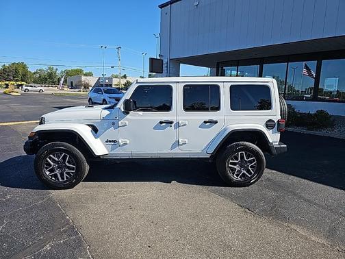 2020 Jeep Wrangler Unlimited Sahara