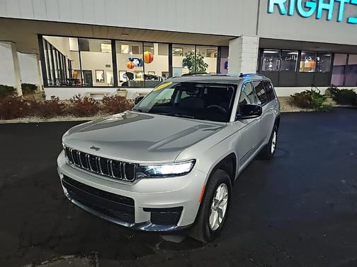 2023 Jeep Grand Cherokee L Laredo