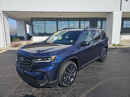 2023 Honda Pilot 2WD Sport