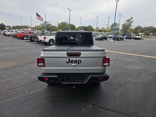 2022 Jeep Gladiator Altitude 4x4