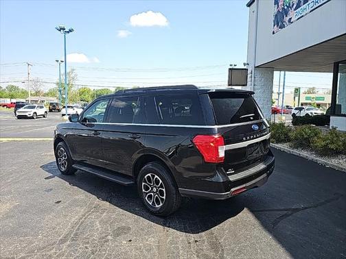 2022 Ford Expedition XLT