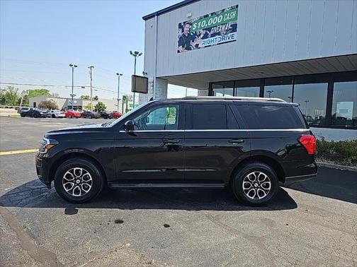 2022 Ford Expedition XLT
