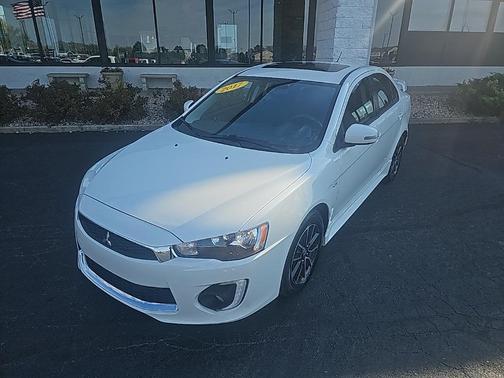 2017 Mitsubishi Lancer ES