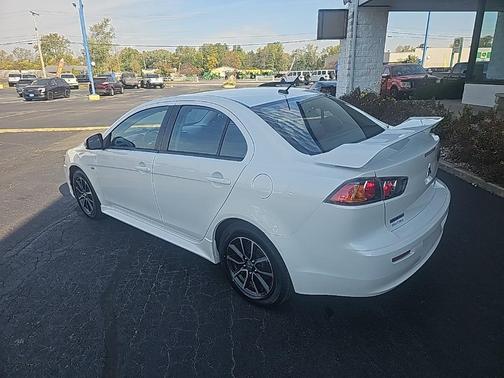 2017 Mitsubishi Lancer ES