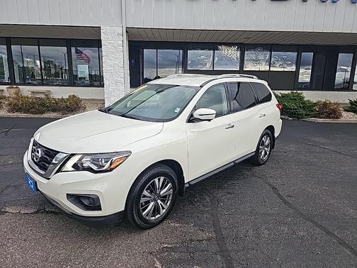 2020 Nissan Pathfinder SL 4WD