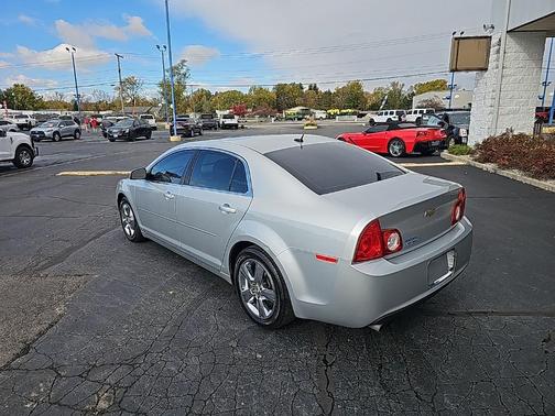 2011 Chevrolet Malibu 2LT