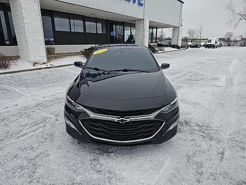 2022 Chevrolet Malibu FWD LT