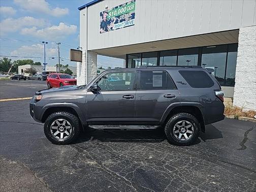 2020 Toyota 4Runner SR5