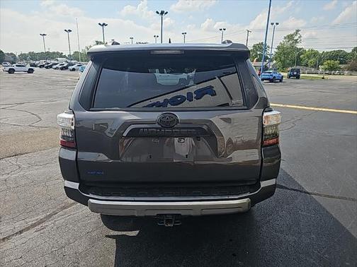 2020 Toyota 4Runner SR5