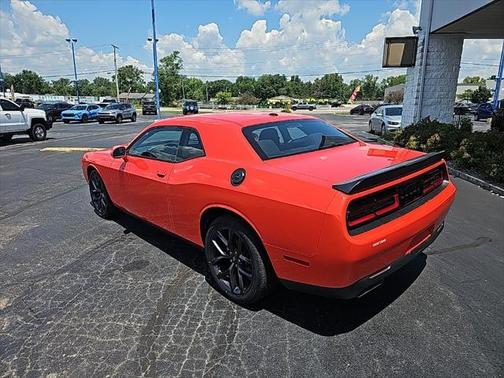 2023 Dodge Challenger SXT
