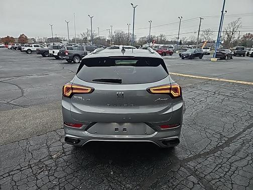 2024 Buick Encore GX Avenir