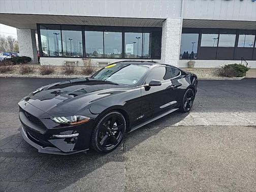 2021 Ford Mustang EcoBoost