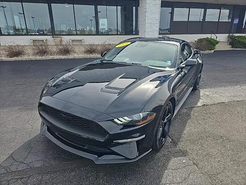 2021 Ford Mustang EcoBoost