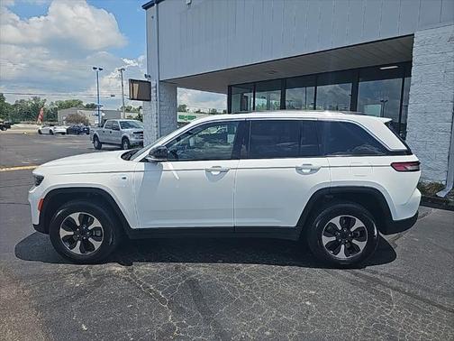 2023 Jeep Grand Cherokee 4xe Base