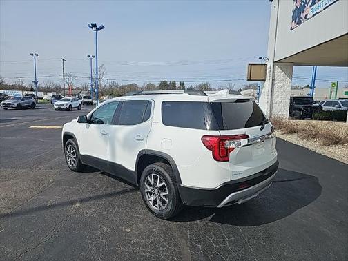 2023 GMC Acadia FWD SLT