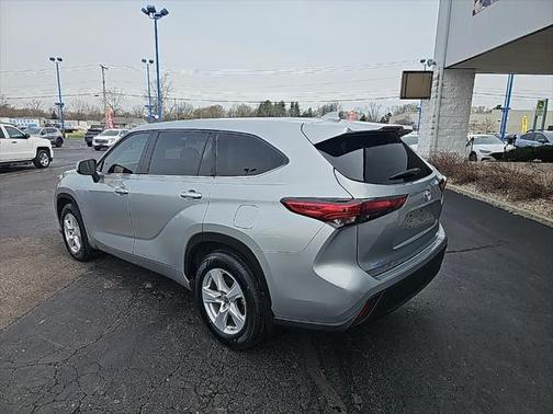 2021 Toyota Highlander LE