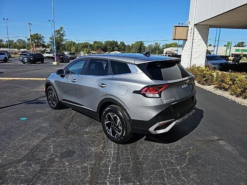 2024 Kia Sportage LX