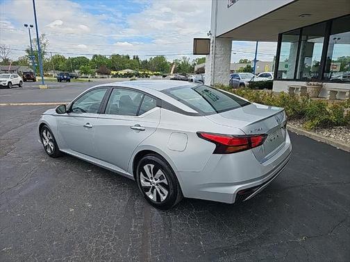 2022 Nissan Altima S FWD