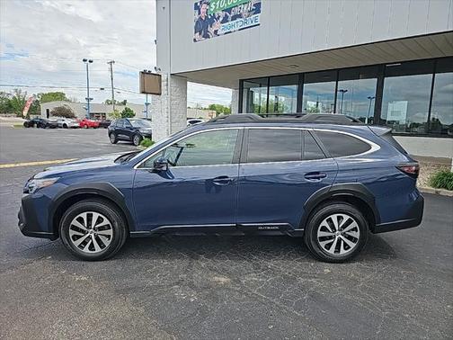 2023 Subaru Outback Premium