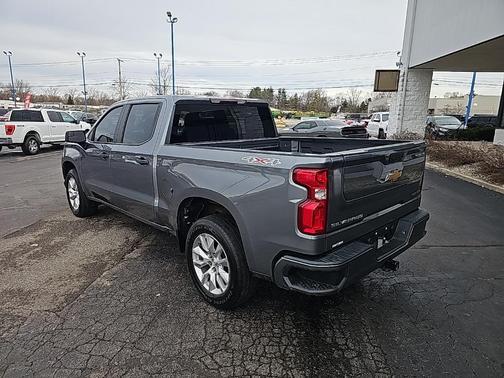 2022 Chevrolet Silverado 1500 Custom