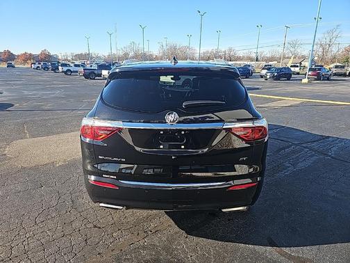 2022 Buick Enclave FWD Essence