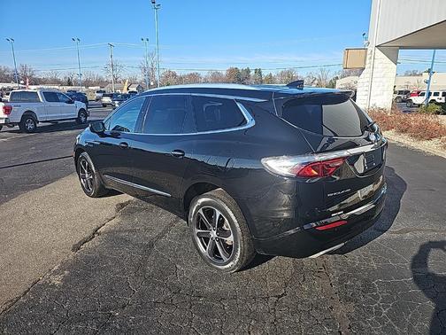 2022 Buick Enclave FWD Essence