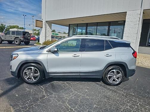 2020 GMC Terrain SLT