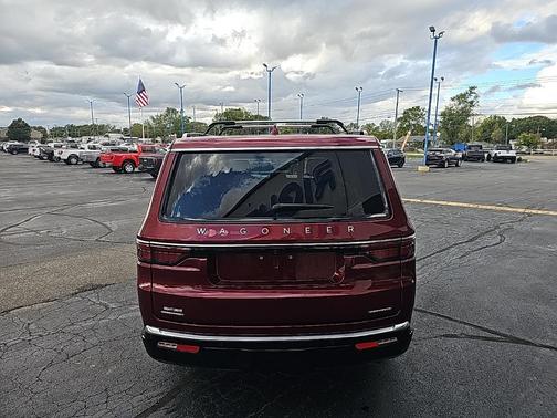 2022 Jeep Wagoneer Series III 4x4