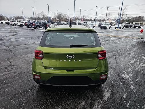 2023 Hyundai VENUE SEL