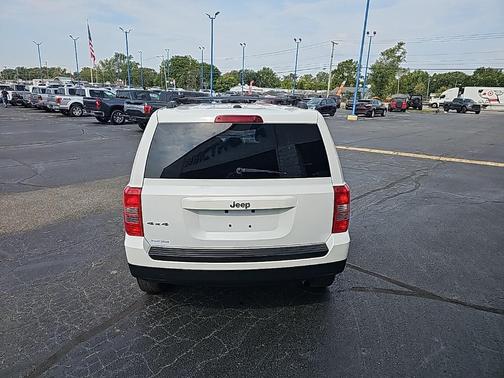 2016 Jeep Patriot Sport