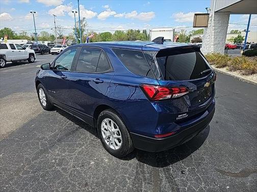 2022 Chevrolet Equinox LS