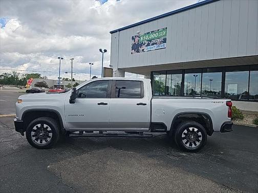 2022 Chevrolet Silverado 2500 Custom